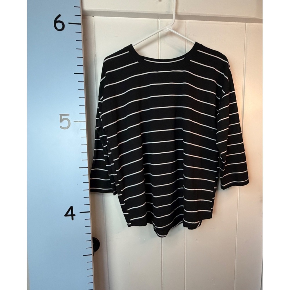 24/7 Maurices‎ Black/White Striped 3/4 Sleeve Top Stretch Women's Large Preppy